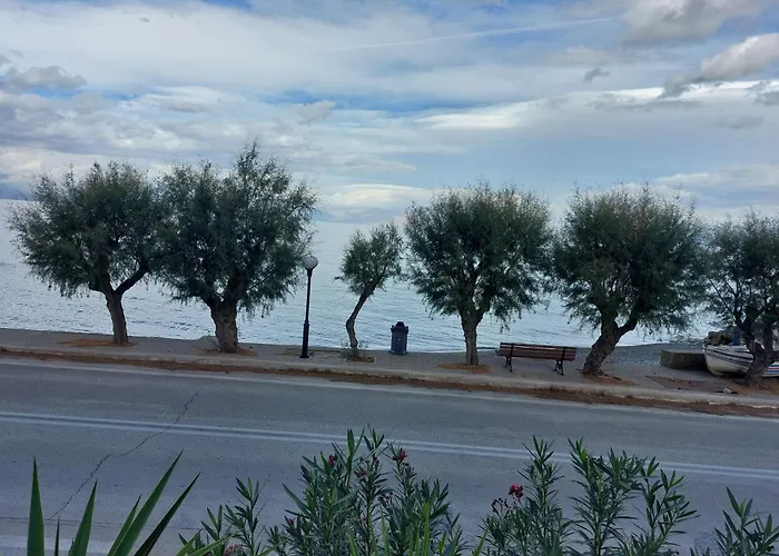 Serenelands Seaside House By Mps Vakantiehuis